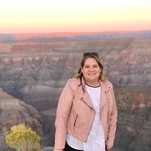 Meet your Posher, Alma